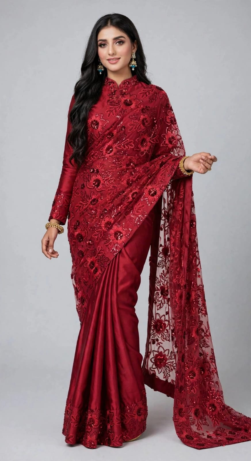 ELEGANT EMBROIDERED PALLU SAREE