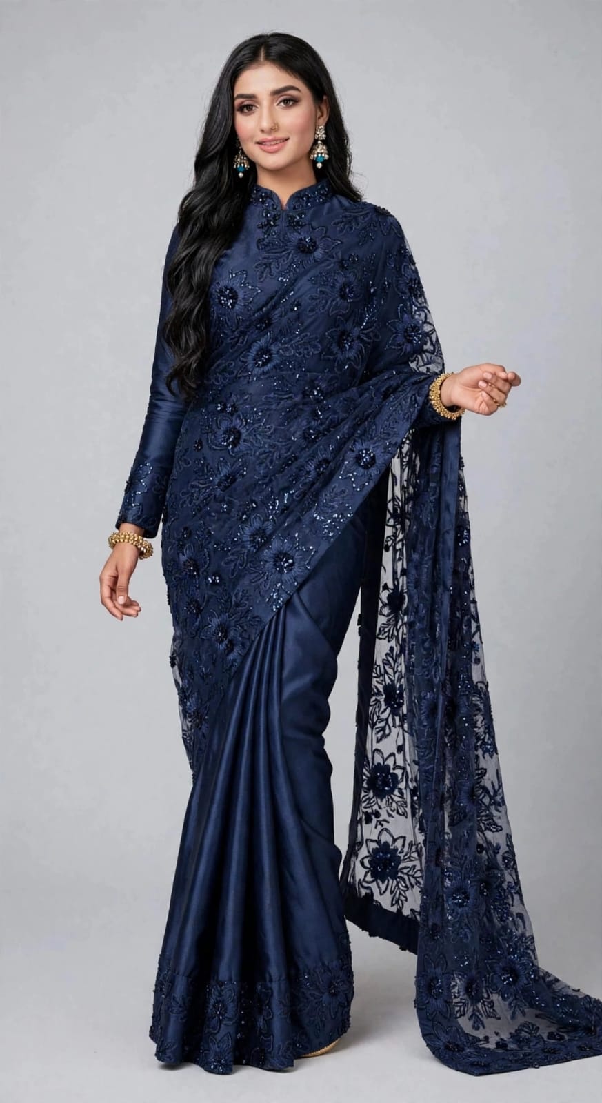 ELEGANT EMBROIDERED PALLU SAREE